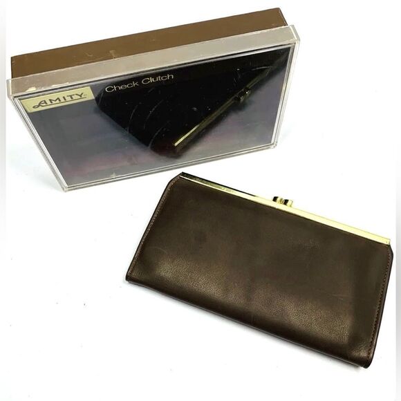 Amity Vintage Brown Cowhide Leather Clutch Checkbook Wallet Boxed - Picture 3 of 6